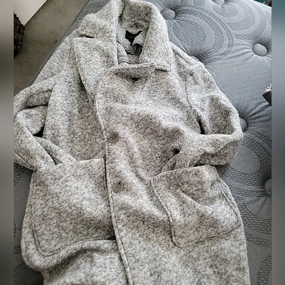 Banana Republic Knit Cocoon Wool Blend Oversized 2 Button Front Coat SZ M Gray - Picture 11 of 12